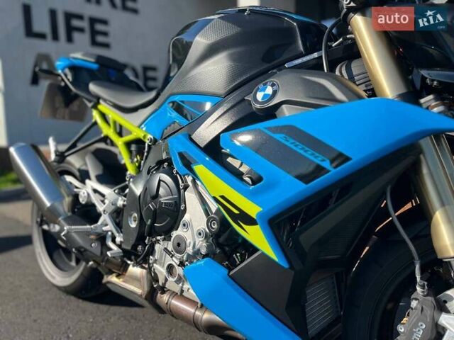 Синий БМВ S 1000R, объемом двигателя 1 л и пробегом 1 тыс. км за 23856 $, фото 10 на Automoto.ua