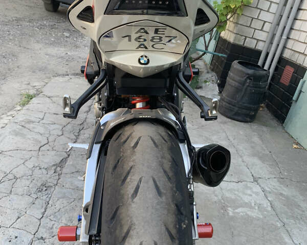 Білий БМВ S 1000RR, об'ємом двигуна 1 л та пробігом 22 тис. км за 11999 $, фото 3 на Automoto.ua