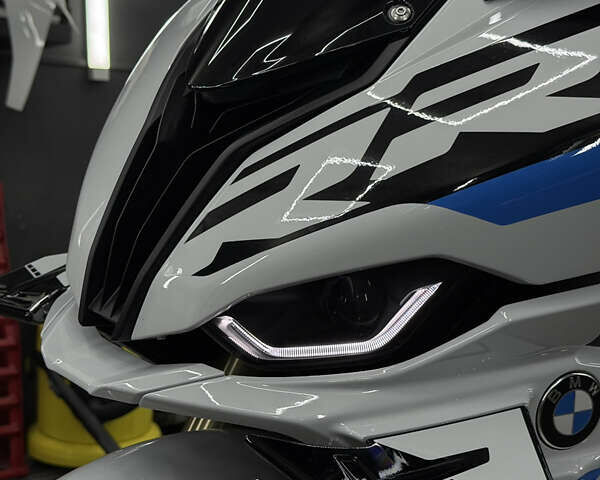 Белый БМВ S 1000RR, объемом двигателя 1 л и пробегом 8 тыс. км за 24500 $, фото 13 на Automoto.ua