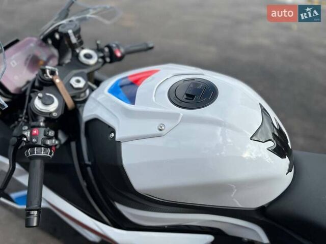 Білий БМВ S 1000RR, об'ємом двигуна 1 л та пробігом 1 тис. км за 29722 $, фото 19 на Automoto.ua