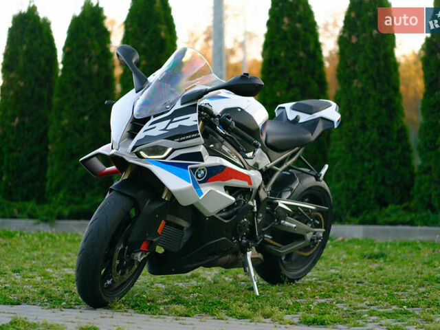 Білий БМВ S 1000RR, об'ємом двигуна 1 л та пробігом 3 тис. км за 33000 $, фото 1 на Automoto.ua