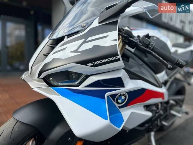 Білий БМВ S 1000RR, об'ємом двигуна 1 л та пробігом 1 тис. км за 29722 $, фото 7 на Automoto.ua