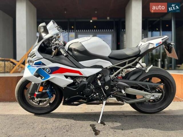 Білий БМВ S 1000RR, об'ємом двигуна 1 л та пробігом 1 тис. км за 29722 $, фото 3 на Automoto.ua