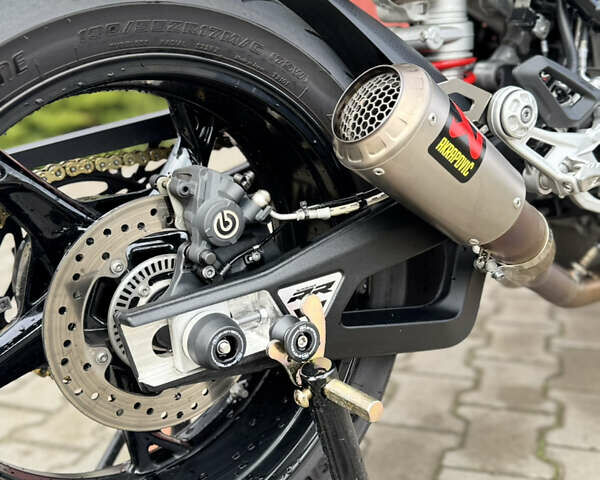 Чорний БМВ S 1000RR, об'ємом двигуна 1 л та пробігом 5 тис. км за 33000 $, фото 15 на Automoto.ua