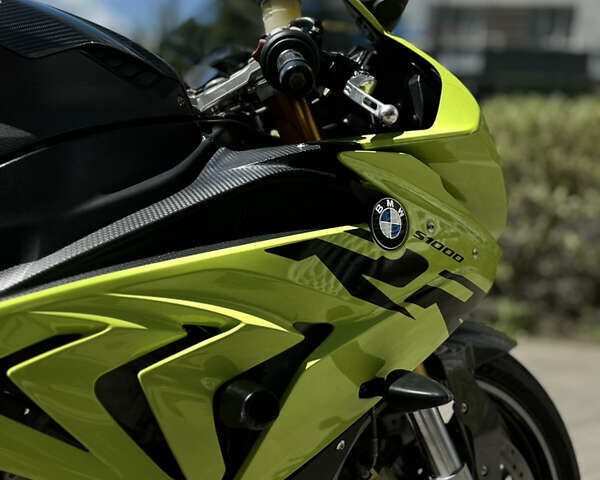 Черный БМВ S 1000RR, объемом двигателя 1 л и пробегом 20 тыс. км за 16000 $, фото 5 на Automoto.ua