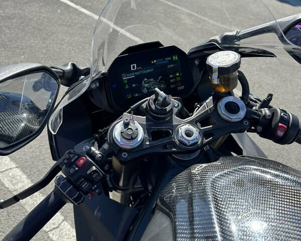 Чорний БМВ S 1000RR, об'ємом двигуна 1 л та пробігом 22 тис. км за 21000 $, фото 10 на Automoto.ua