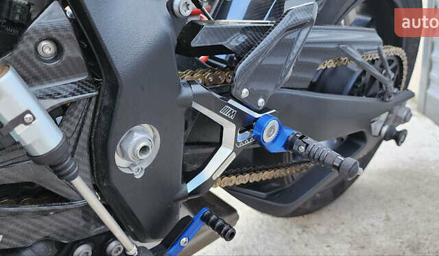 Черный БМВ S 1000RR, объемом двигателя 0 л и пробегом 2 тыс. км за 23500 $, фото 6 на Automoto.ua