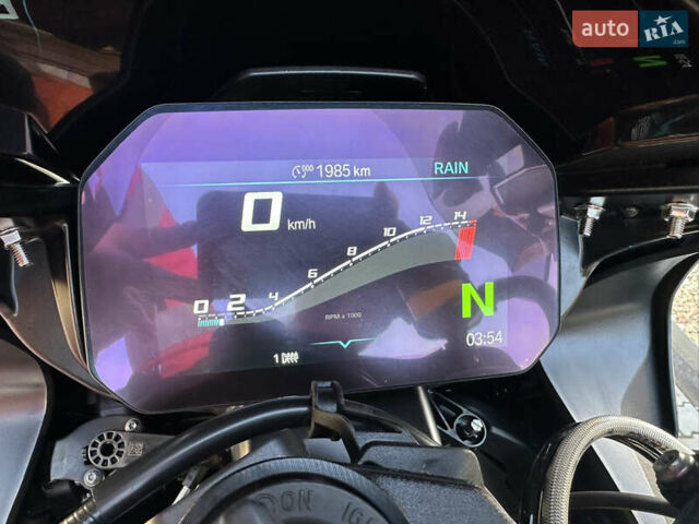 Чорний БМВ S 1000RR, об'ємом двигуна 1 л та пробігом 2 тис. км за 28800 $, фото 38 на Automoto.ua