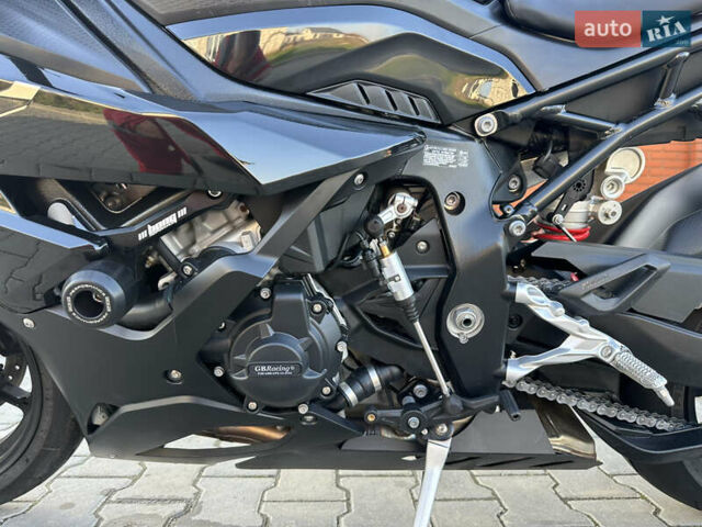 Чорний БМВ S 1000RR, об'ємом двигуна 1 л та пробігом 2 тис. км за 28800 $, фото 29 на Automoto.ua