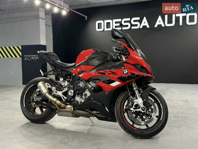Красный БМВ S 1000RR, объемом двигателя 0 л и пробегом 9 тыс. км за 29734 $, фото 1 на Automoto.ua