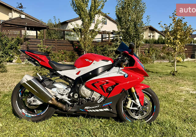 Красный БМВ S 1000RR, объемом двигателя 1 л и пробегом 26 тыс. км за 15200 $, фото 1 на Automoto.ua