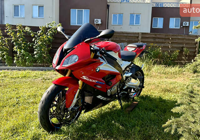 Красный БМВ S 1000RR, объемом двигателя 1 л и пробегом 26 тыс. км за 15200 $, фото 4 на Automoto.ua