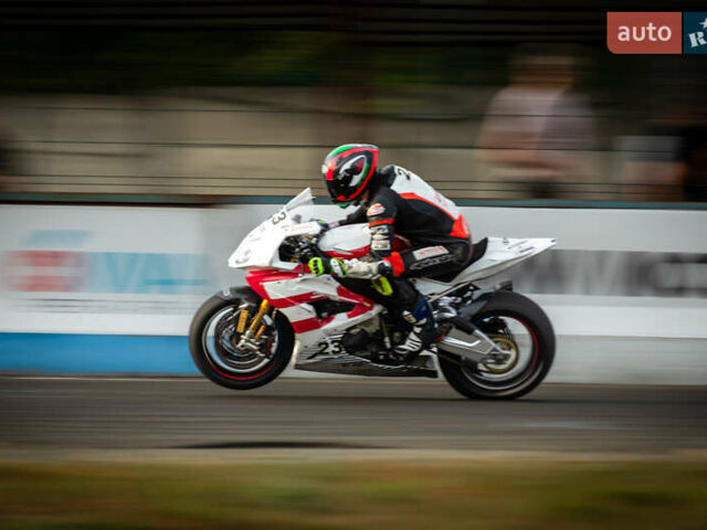 БМВ S 1000RR, об'ємом двигуна 0 л та пробігом 10 тис. км за 12500 $, фото 5 на Automoto.ua