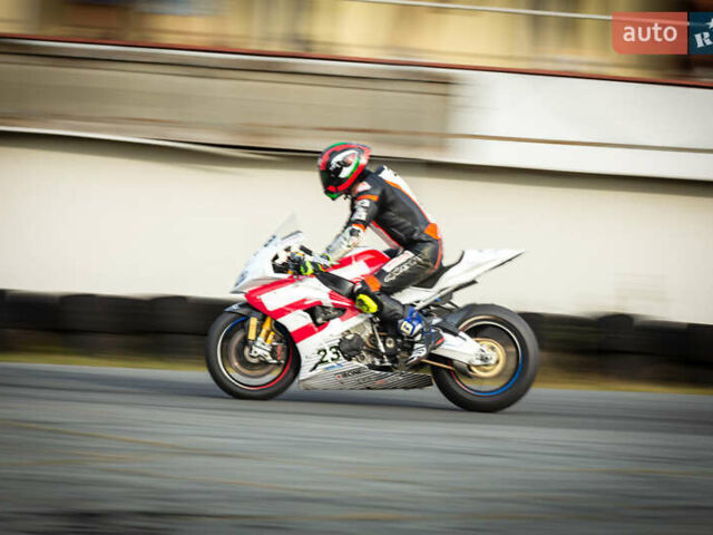 БМВ S 1000RR, об'ємом двигуна 0 л та пробігом 10 тис. км за 12500 $, фото 2 на Automoto.ua