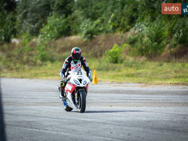 БМВ S 1000RR, об'ємом двигуна 0 л та пробігом 10 тис. км за 12500 $, фото 3 на Automoto.ua