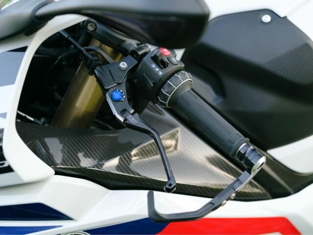 БМВ S 1000RR, об'ємом двигуна 1 л та пробігом 0 тис. км за 33000 $, фото 18 на Automoto.ua