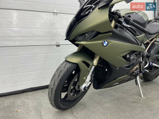 Сірий БМВ S 1000RR, об'ємом двигуна 1 л та пробігом 17 тис. км за 23500 $, фото 6 на Automoto.ua