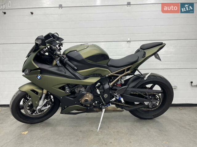 Сірий БМВ S 1000RR, об'ємом двигуна 1 л та пробігом 17 тис. км за 23500 $, фото 4 на Automoto.ua