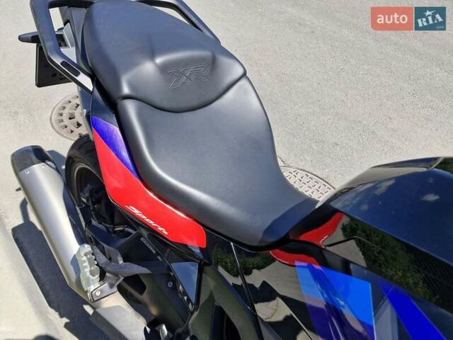 Черный БМВ S 1000XR, объемом двигателя 1 л и пробегом 10 тыс. км за 20500 $, фото 10 на Automoto.ua