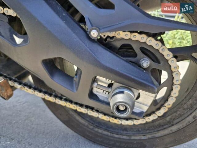 Черный БМВ S 1000XR, объемом двигателя 1 л и пробегом 10 тыс. км за 20500 $, фото 13 на Automoto.ua