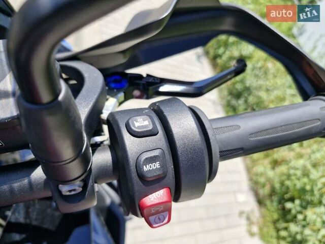 Чорний БМВ S 1000XR, об'ємом двигуна 1 л та пробігом 8 тис. км за 19999 $, фото 25 на Automoto.ua