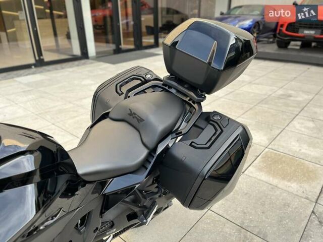 Черный БМВ S 1000XR, объемом двигателя 1 л и пробегом 4 тыс. км за 24096 $, фото 17 на Automoto.ua
