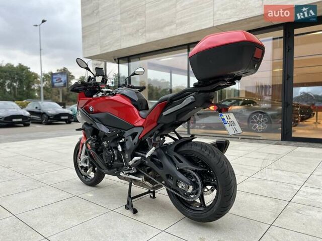 Красный БМВ S 1000XR, объемом двигателя 1 л и пробегом 5 тыс. км за 20800 $, фото 4 на Automoto.ua