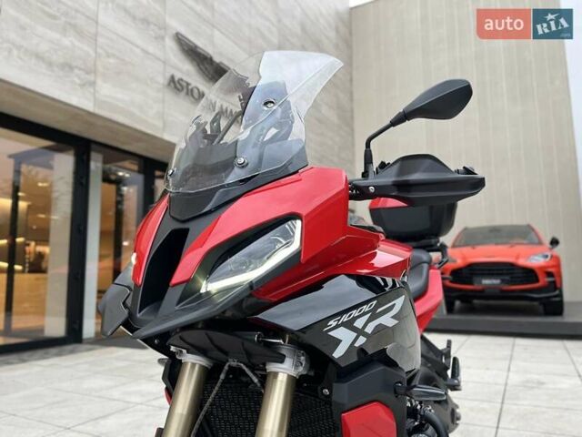 Красный БМВ S 1000XR, объемом двигателя 1 л и пробегом 5 тыс. км за 20800 $, фото 6 на Automoto.ua
