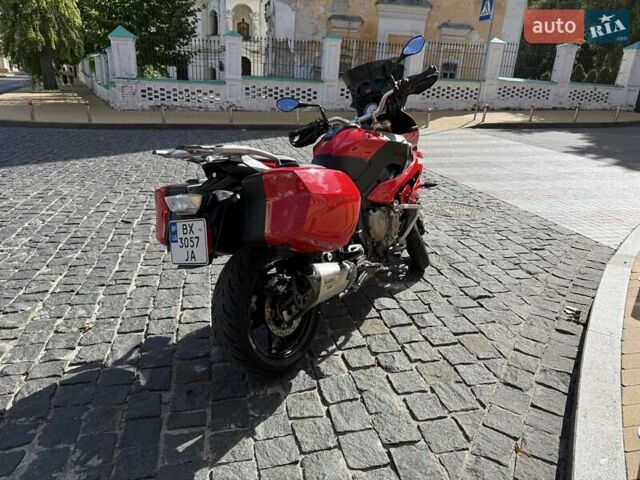 Красный БМВ S 1000XR, объемом двигателя 1 л и пробегом 49 тыс. км за 12000 $, фото 6 на Automoto.ua