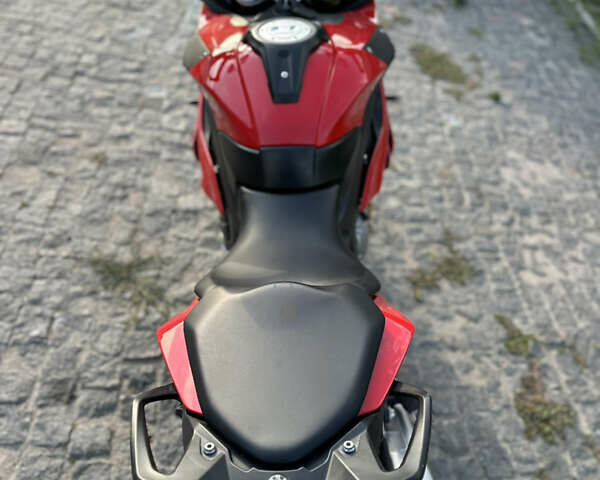 Красный БМВ S 1000XR, объемом двигателя 1 л и пробегом 22 тыс. км за 4300 $, фото 2 на Automoto.ua