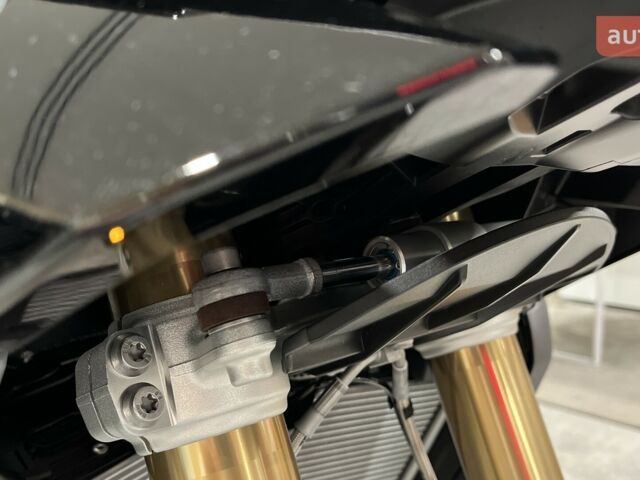 БМВ S 1000XR 2026 року купити нове авто БМВ S 1000XR 2026 року від офіційного дилера АВТ Бавария Киев Вацлава Гавела БМВ фото