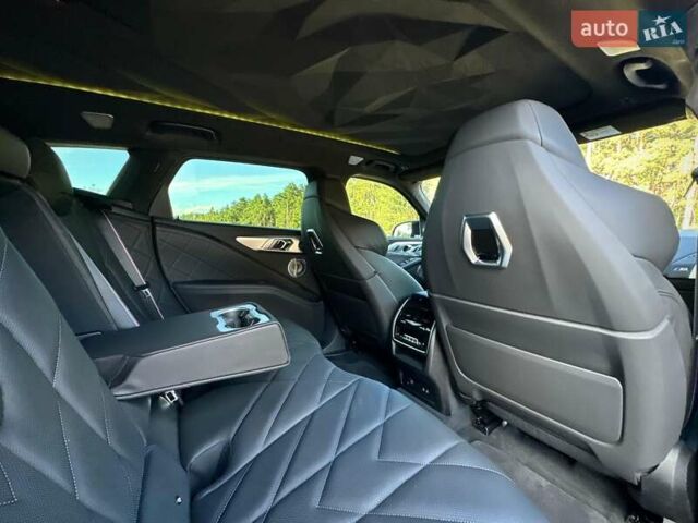 Черный БМВ XM, объемом двигателя 4.39 л и пробегом 25 тыс. км за 159900 $, фото 67 на Automoto.ua