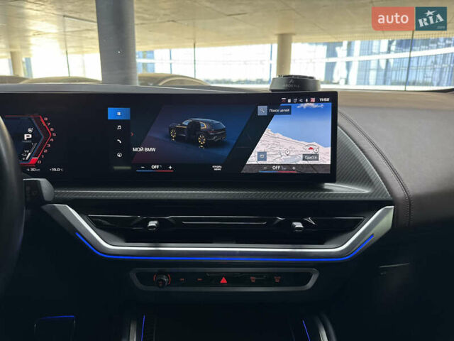 Чорний БМВ XM, об'ємом двигуна 4.39 л та пробігом 23 тис. км за 160000 $, фото 26 на Automoto.ua
