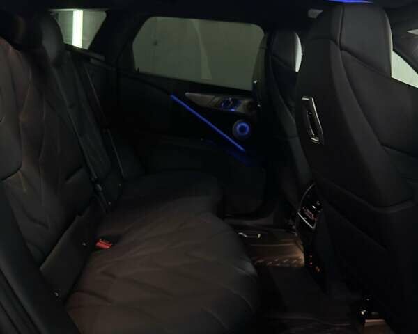 Чорний БМВ XM, об'ємом двигуна 4.39 л та пробігом 5 тис. км за 189999 $, фото 8 на Automoto.ua