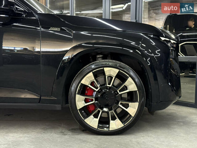 Чорний БМВ XM, об'ємом двигуна 4.39 л та пробігом 23 тис. км за 160000 $, фото 4 на Automoto.ua