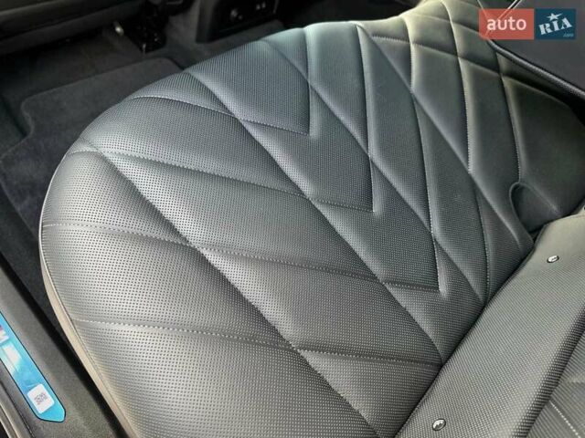 Черный БМВ XM, объемом двигателя 4.39 л и пробегом 25 тыс. км за 159900 $, фото 95 на Automoto.ua