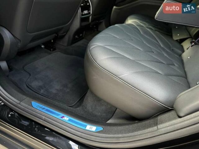 Чорний БМВ XM, об'ємом двигуна 4.39 л та пробігом 25 тис. км за 169900 $, фото 90 на Automoto.ua