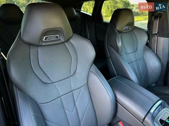 Черный БМВ XM, объемом двигателя 4.39 л и пробегом 25 тыс. км за 159900 $, фото 74 на Automoto.ua