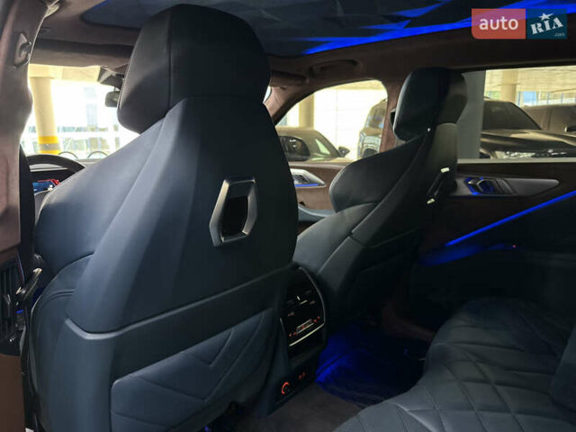 Чорний БМВ XM, об'ємом двигуна 4.39 л та пробігом 23 тис. км за 160000 $, фото 22 на Automoto.ua