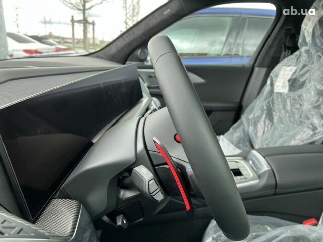 БМВ XM, об'ємом двигуна 4.3 л та пробігом 1 тис. км за 255133 $, фото 32 на Automoto.ua