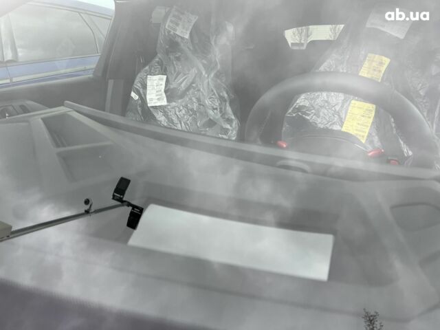 БМВ XM, об'ємом двигуна 4.3 л та пробігом 1 тис. км за 255133 $, фото 29 на Automoto.ua