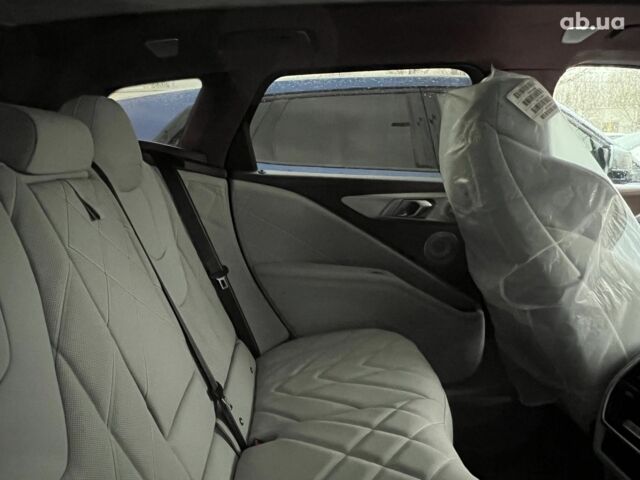 БМВ XM, объемом двигателя 4.4 л и пробегом 0 тыс. км за 176605 $, фото 25 на Automoto.ua