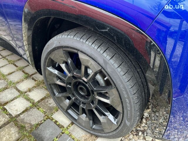 БМВ XM, объемом двигателя 4.4 л и пробегом 0 тыс. км за 176605 $, фото 24 на Automoto.ua