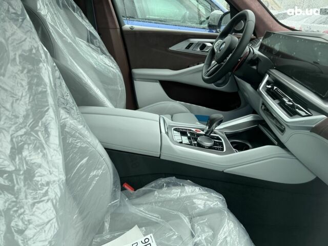 БМВ XM, объемом двигателя 4.4 л и пробегом 0 тыс. км за 176605 $, фото 33 на Automoto.ua