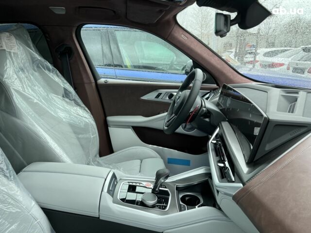 БМВ XM, объемом двигателя 4.4 л и пробегом 0 тыс. км за 176605 $, фото 29 на Automoto.ua