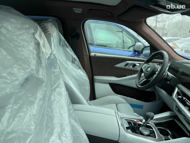 БМВ XM, объемом двигателя 4.4 л и пробегом 0 тыс. км за 176605 $, фото 34 на Automoto.ua