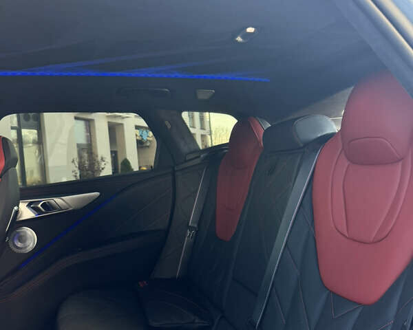 БМВ XM, объемом двигателя 4.39 л и пробегом 1 тыс. км за 267000 $, фото 24 на Automoto.ua