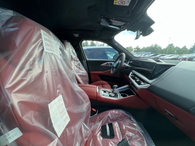 БМВ XM, об'ємом двигуна 4.4 л та пробігом 0 тис. км за 189755 $, фото 6 на Automoto.ua