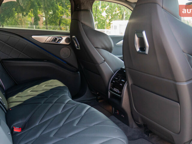 БМВ XM, объемом двигателя 3 л и пробегом 0 тыс. км за 155662 $, фото 44 на Automoto.ua