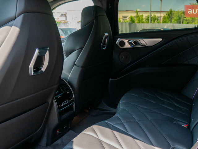 БМВ XM, объемом двигателя 3 л и пробегом 0 тыс. км за 155662 $, фото 26 на Automoto.ua